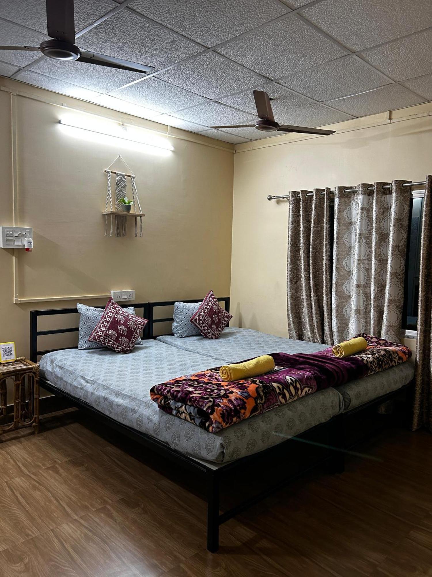 Mulaqat Homestay Siliguri Buitenkant foto