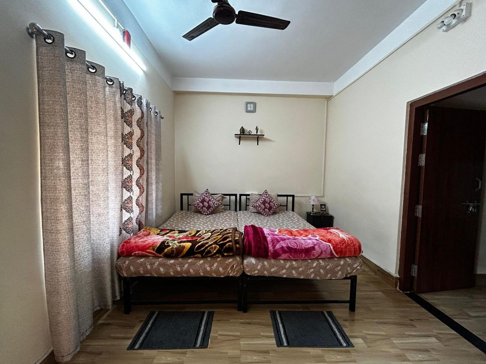 Mulaqat Homestay Siliguri Buitenkant foto