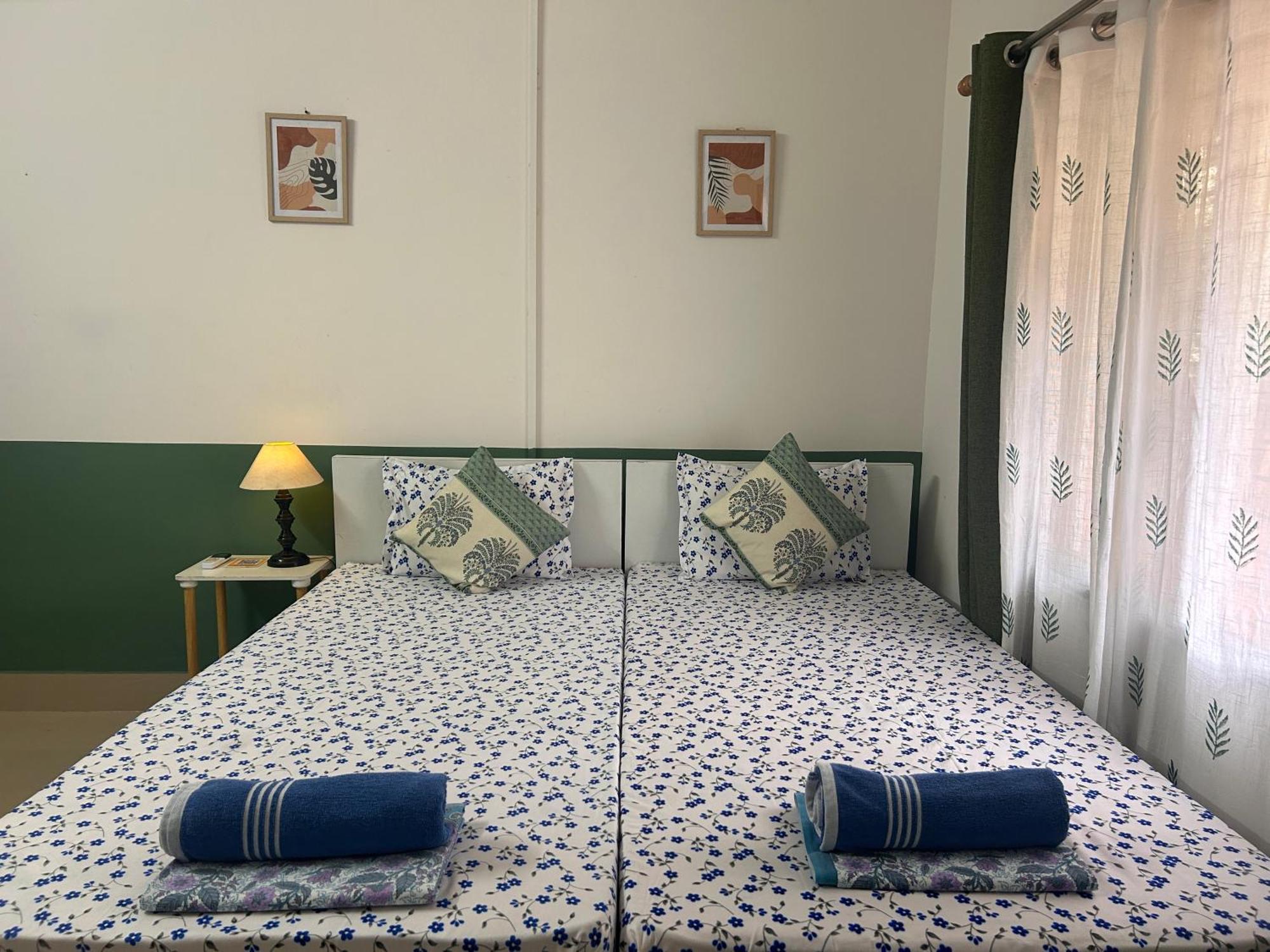 Mulaqat Homestay Siliguri Buitenkant foto